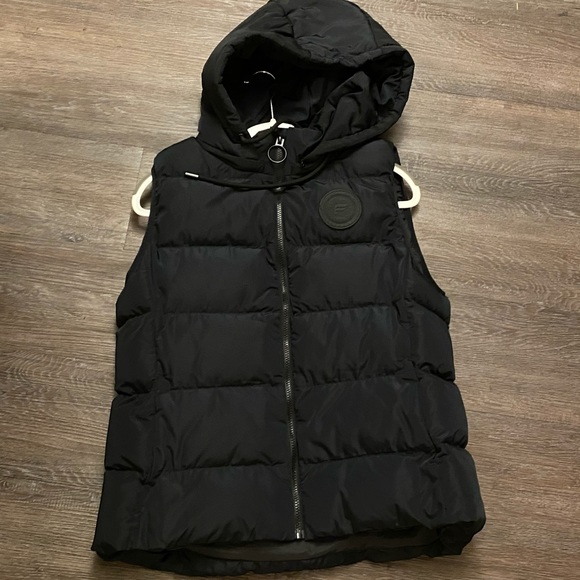 Fabletics Jackets & Blazers - Fabletics puffy black hooded vest size L